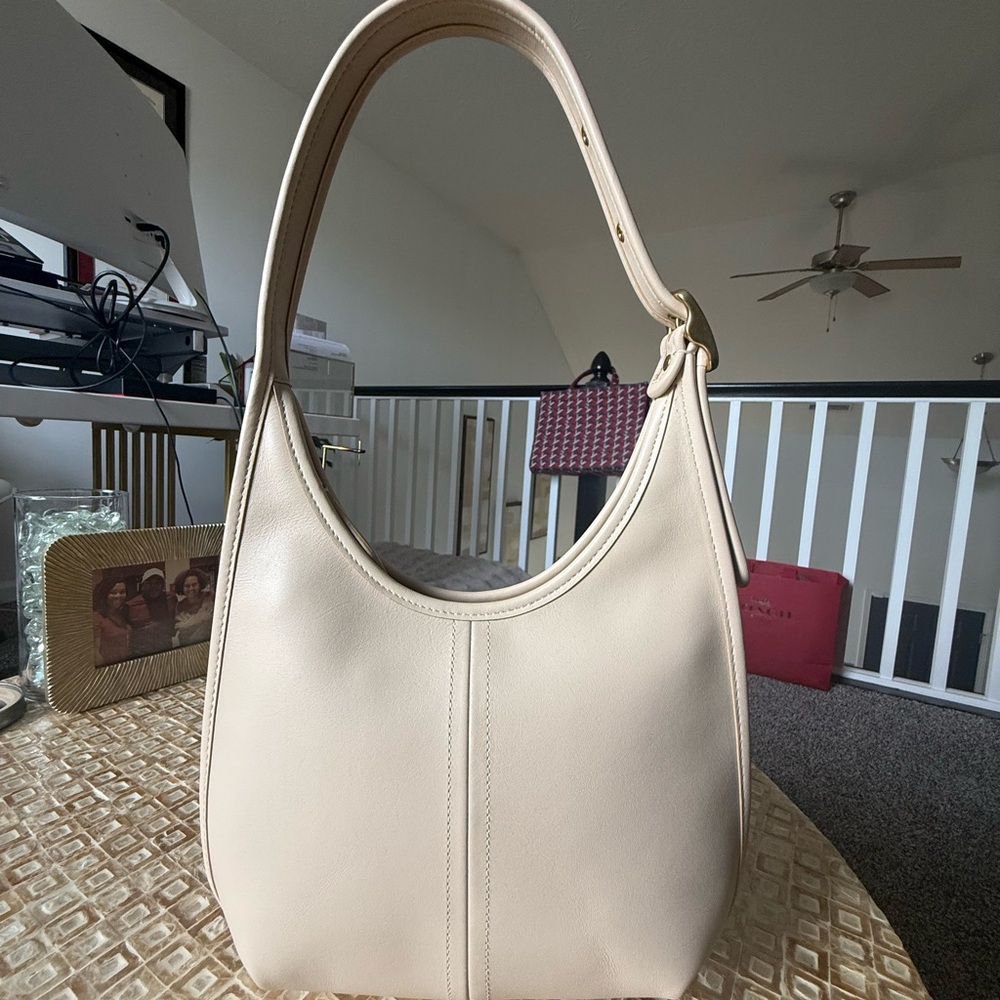 Cream Leather Shoulder Bag